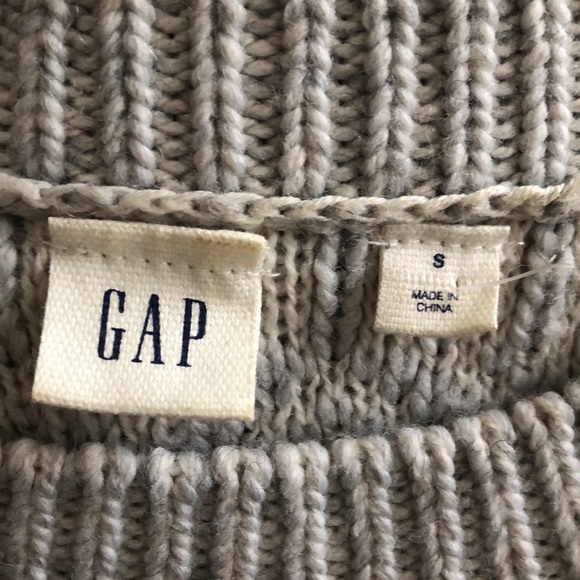 Gap Cozy Sweater - Picture 3 of 3